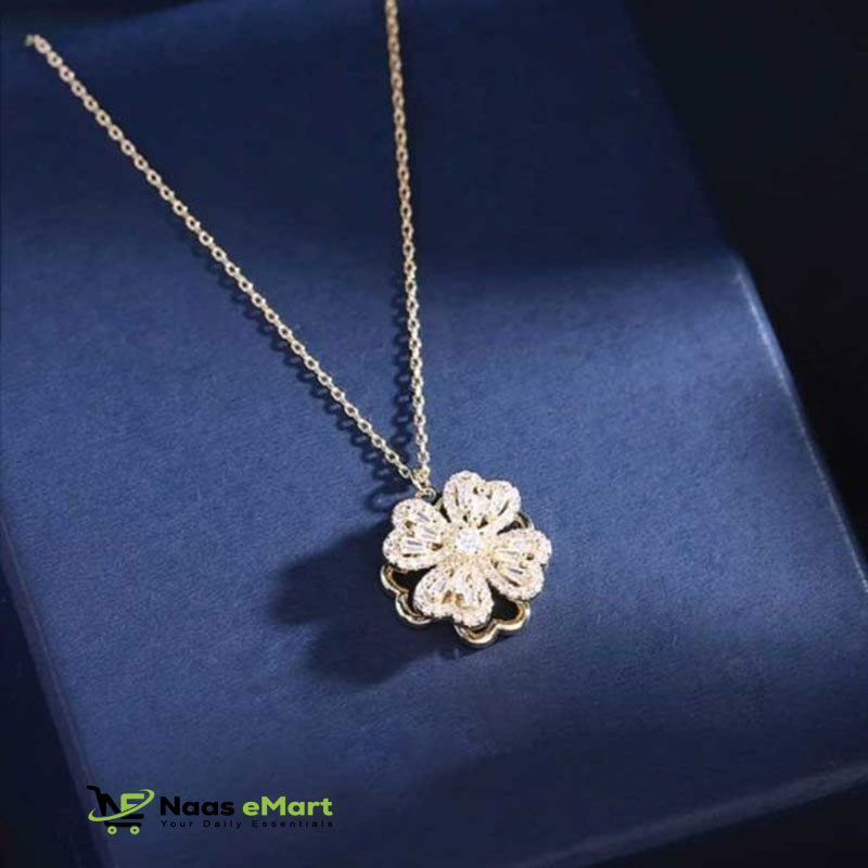 FLOWER PENDENT LOCKET